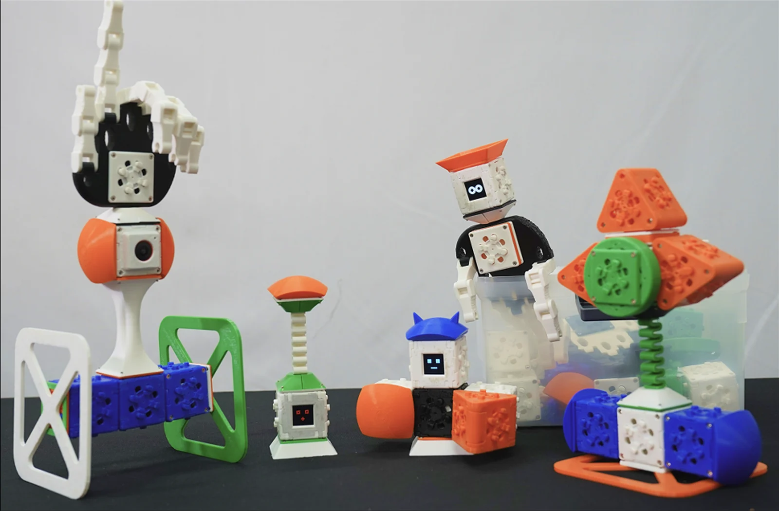 Katakko modular robot system
